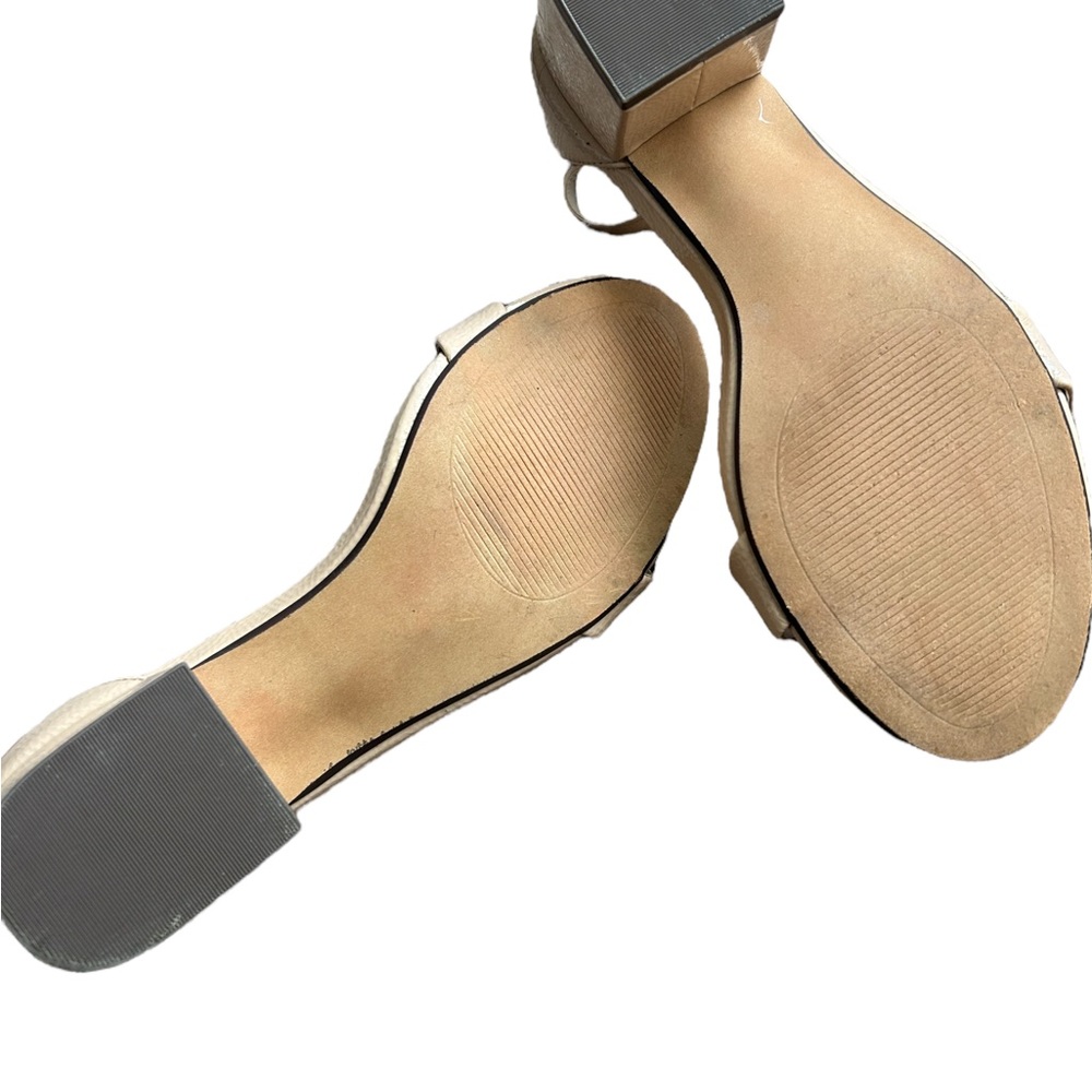 Amazon Essentials Nude Two Strap Heeled Sandal: S… - image 3